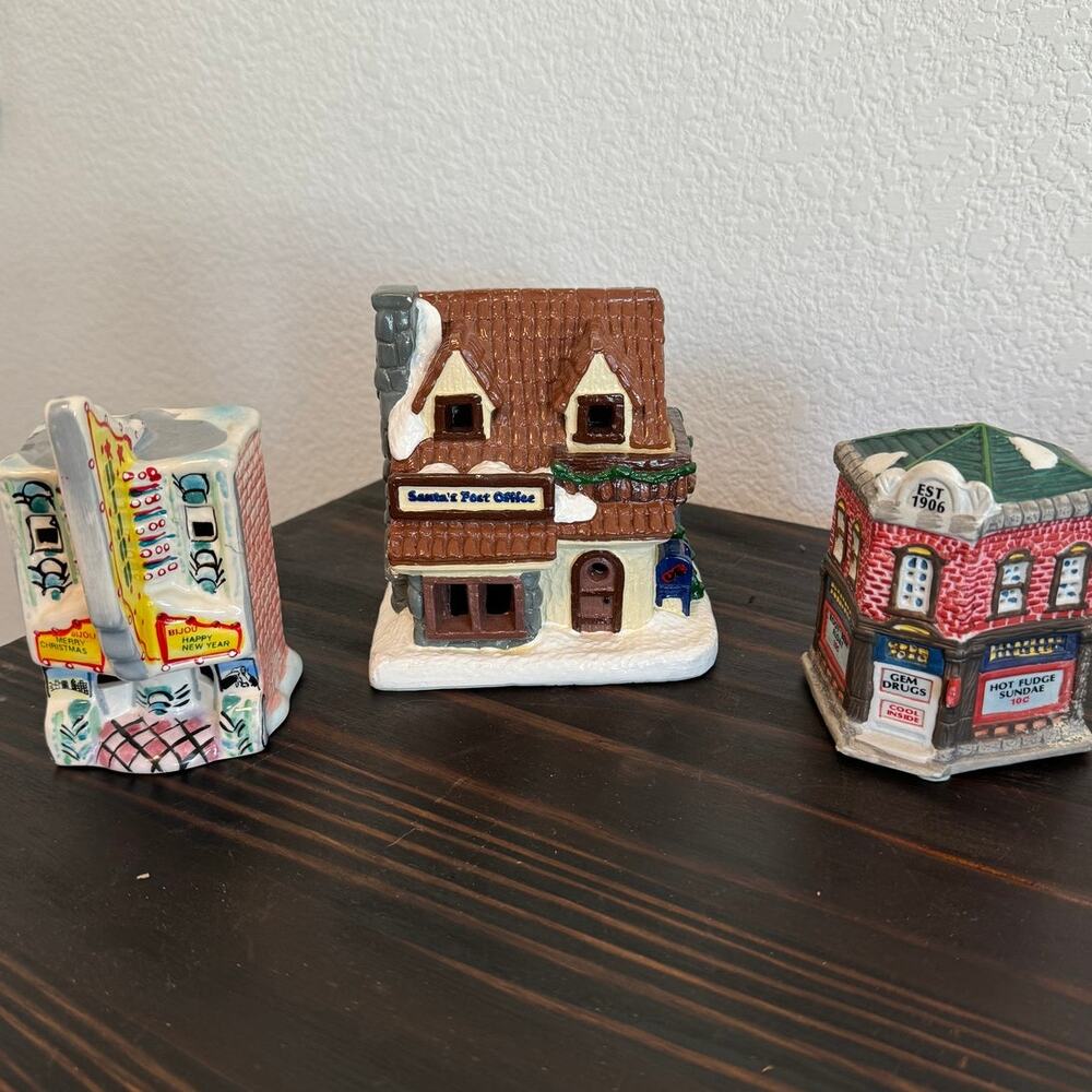 Vintage Set of 3‎ Holiday Decor Ceramic Town Buildings